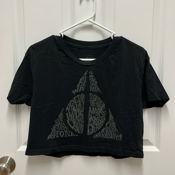Universal Studios Wizarding World Harry Potter Deathly Hallow Crop Shirt Top M - Picture 2 of 7